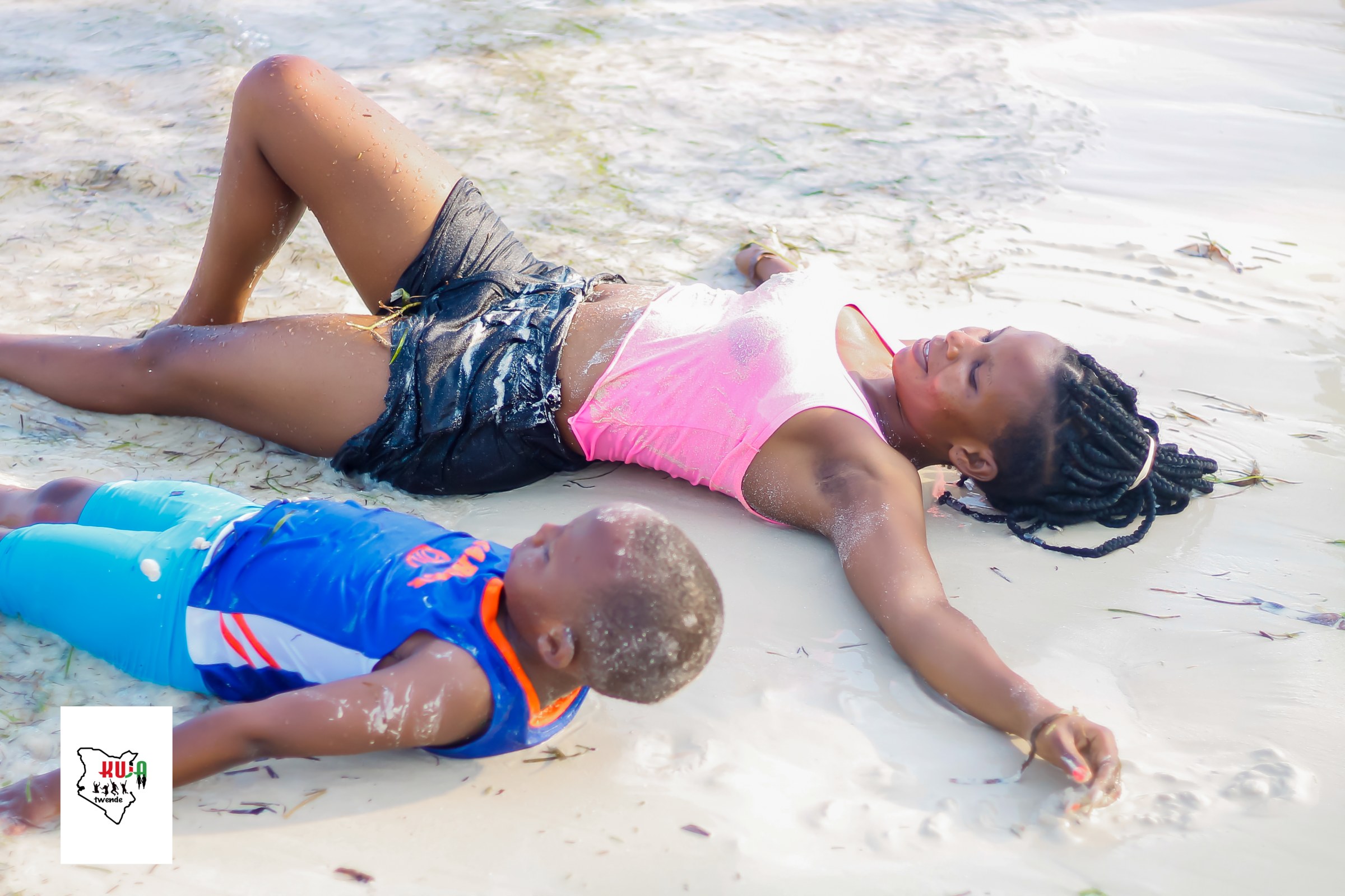 Serengeti & Spice Island Escape