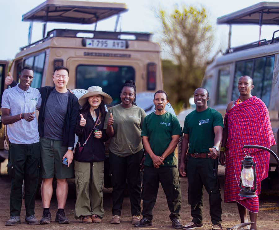 L. Nakuru, Maasai Mara, Amboseli, Tsavo & Diani